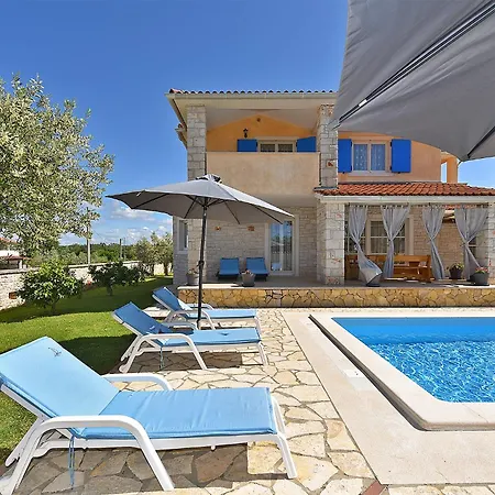 House Golubovo 2326