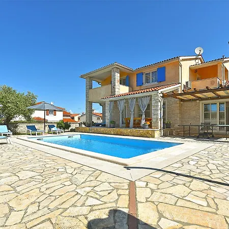 Holiday home House Golubovo 2326 *