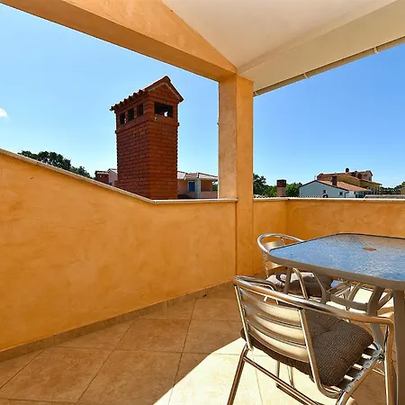 Holiday home House Golubovo 2326 *