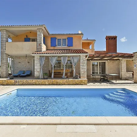 Holiday home House Golubovo 2326 *