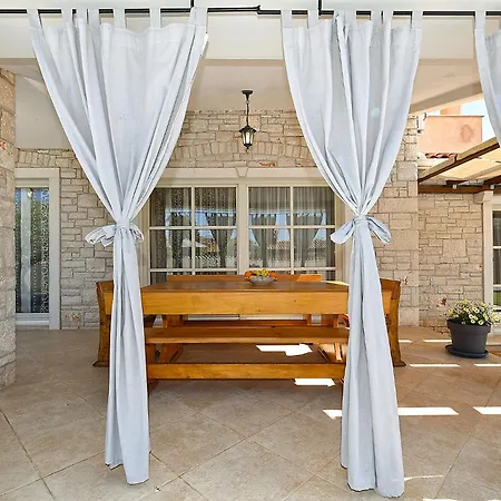 Holiday home House Golubovo 2326