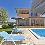 House Golubovo 2326