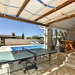 Дом отдыха House Golubovo 2326 Mednjan