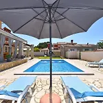House Golubovo 2326 Mednjan