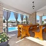 House Golubovo 2326 Дом отдыха